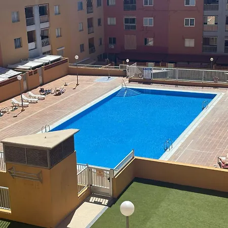 Bonito Apto Erma Con Air & Pool En * 칸델라리아