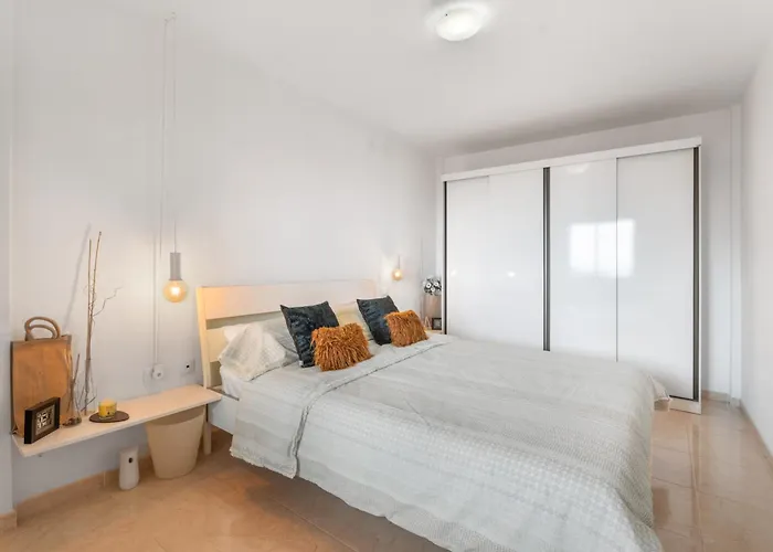 Erma Sun & Pool - En Apartment Candelaria